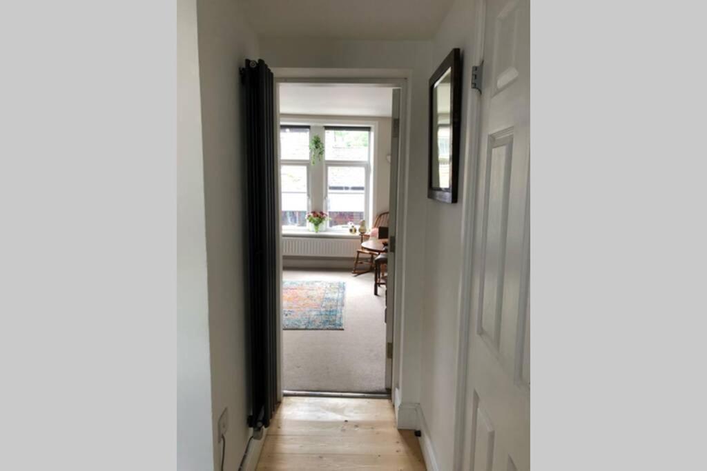 Stylish Studio Gem In The Heart Of Hebden Hebden Bridge Exterior photo