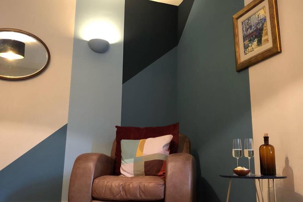Stylish Studio Gem In The Heart Of Hebden Hebden Bridge Exterior photo